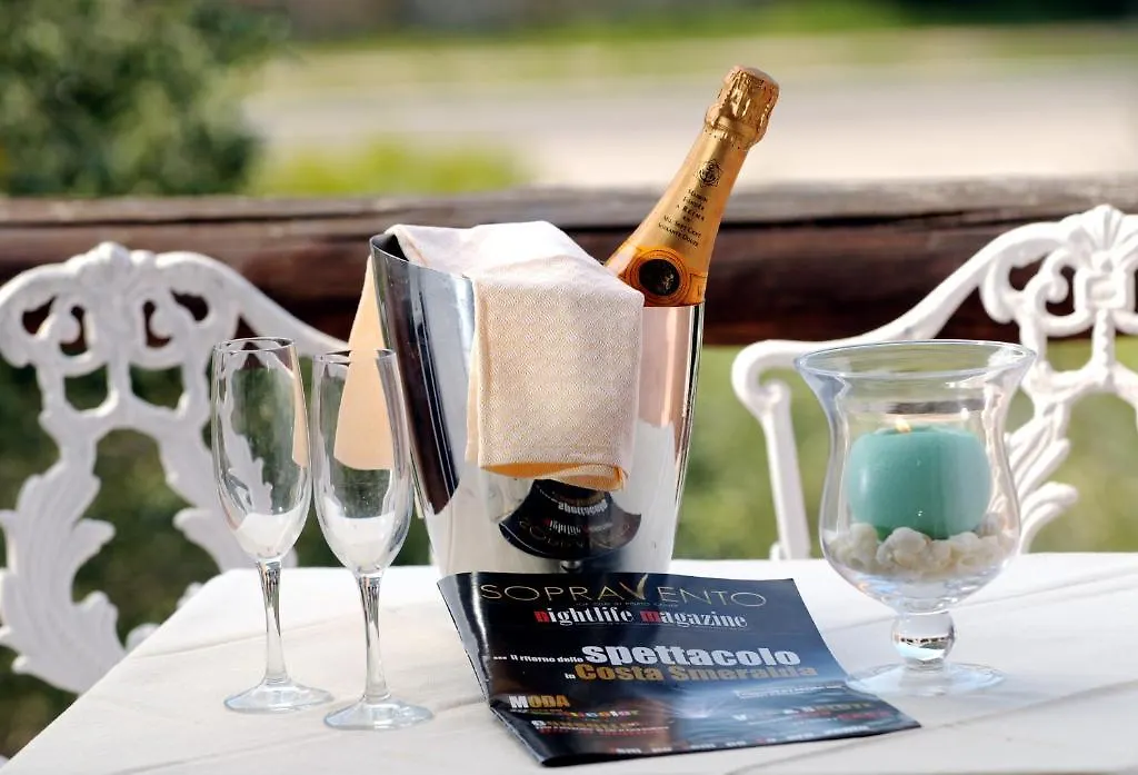 Residence Sopravento Porto Cervo 0*,